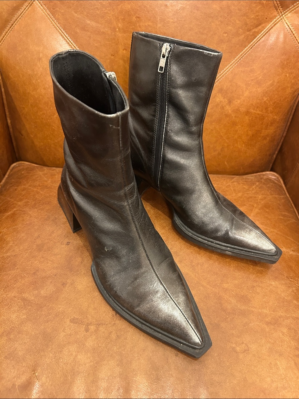 Vagabond Women’s Pointed Toe Mid-Calf Heeled Boots - Black